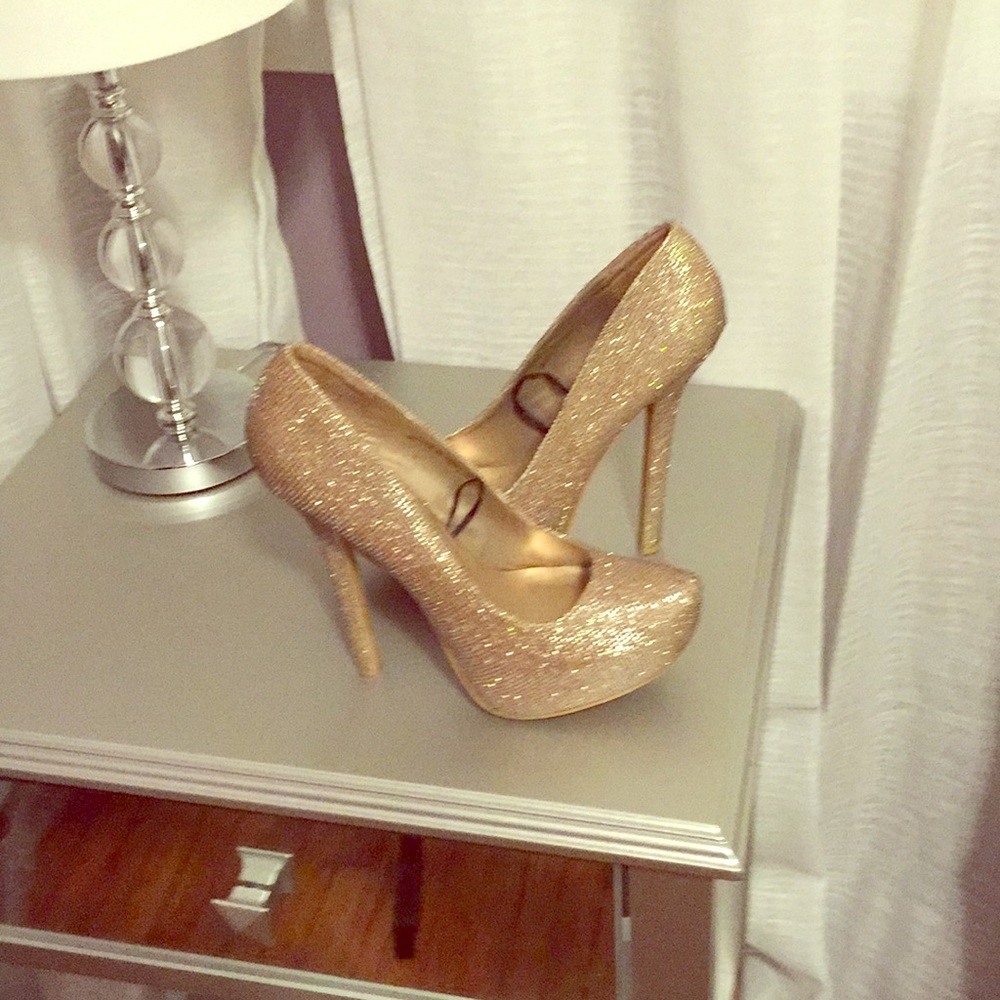 Gold sparkle shoes